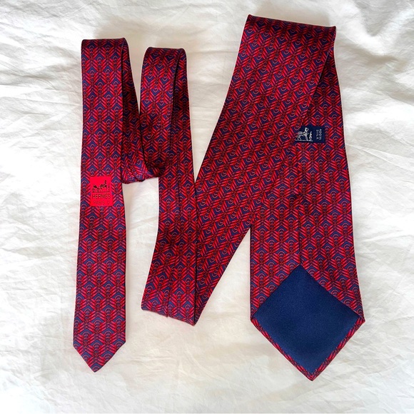 HERMES 100% Silk Tie [RARE] - Picture 3 of 6